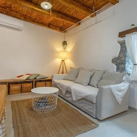 Robida Apartment *
