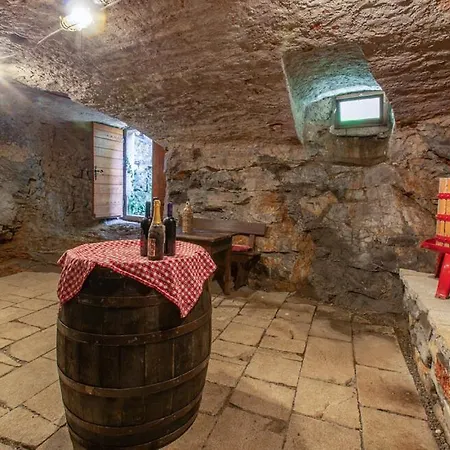 شقة Apartmaji Robida Sežana